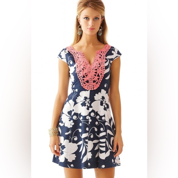 Lilly Pulitzer Dresses & Skirts - Lilly Pulitzer Briella Printed Fit and Flare A Line Floral Palm Beach Dress